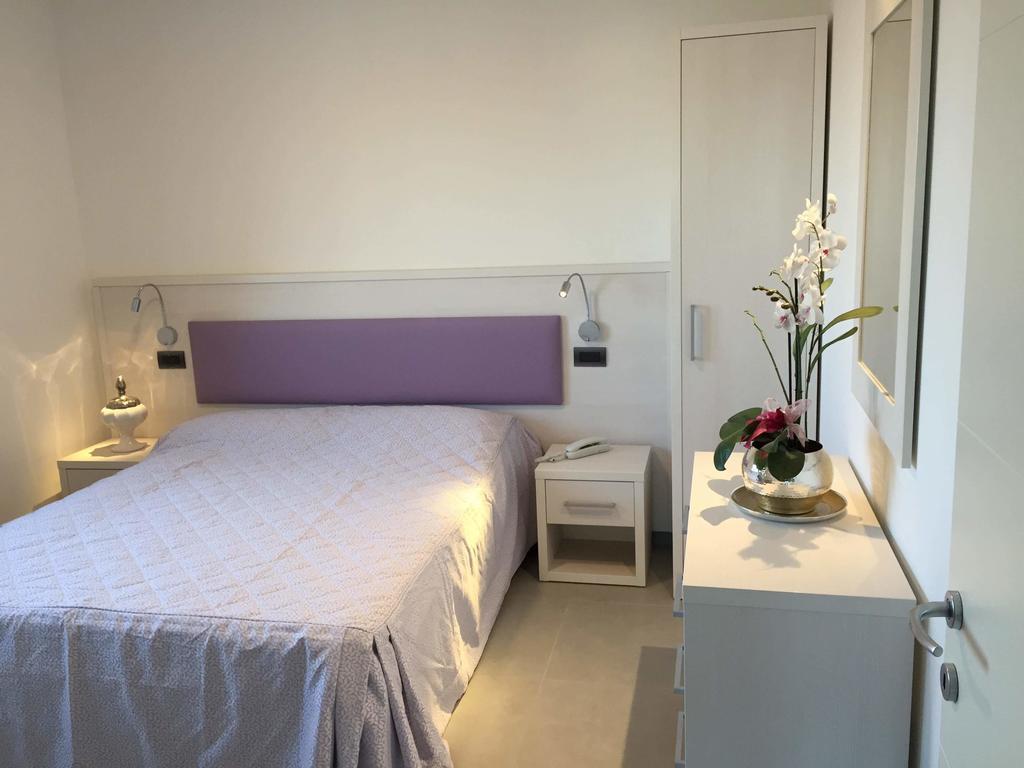 Residence Hotel Albachiara Rimini Eksteriør billede