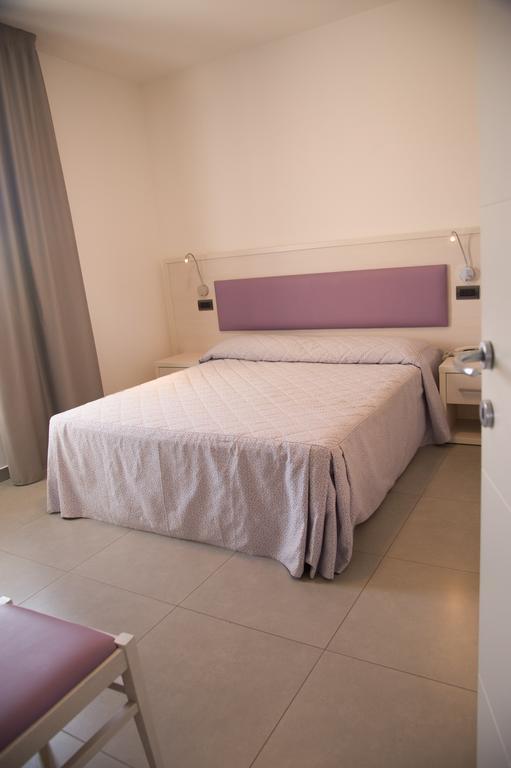 Residence Hotel Albachiara Rimini Eksteriør billede
