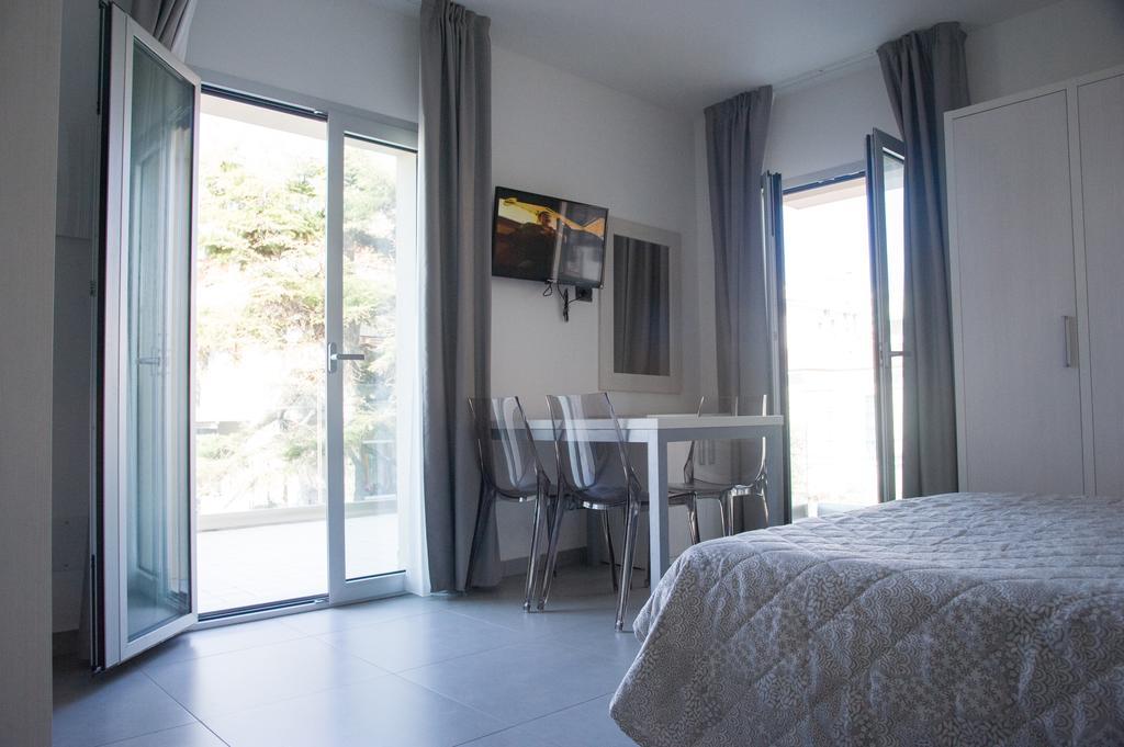 Residence Hotel Albachiara Rimini Eksteriør billede