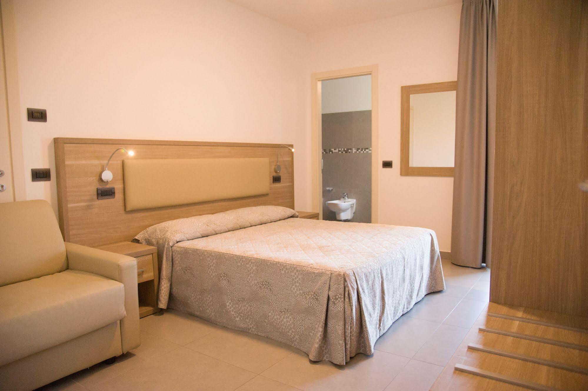 Residence Hotel Albachiara Rimini Eksteriør billede