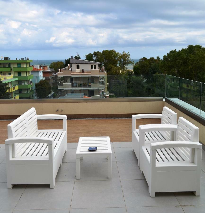 Residence Hotel Albachiara Rimini Eksteriør billede